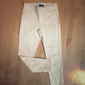 Old Navy white skinny jeans with elastic waist.